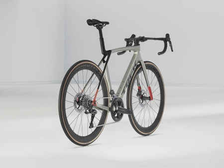 Rower Trek Madone SL 7 Gen 8 Di2 M/L Matte Lunar